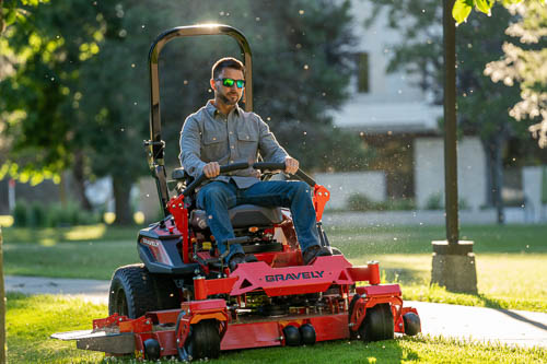 Gravely Pro-Turn ZX 52
